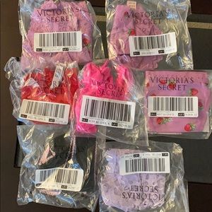 7 Victoria’s Secret size (6 sm 1 med) underwear